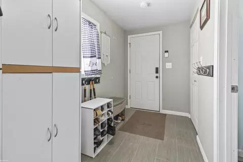 Entry Way - 4521 Stone, Deckerville, MI 48427 photo 1 of 2