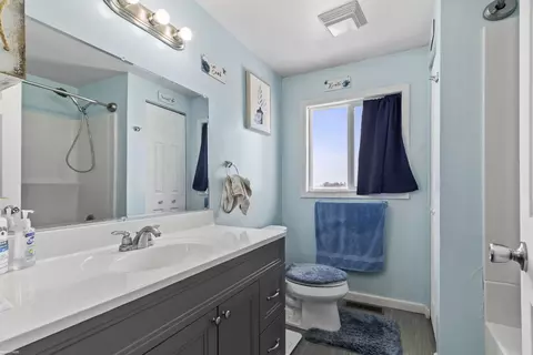 Bath - 4521 Stone, Deckerville, MI 48427 photo 3 of 3