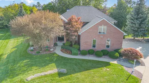 4270 Pebble Crk, Saginaw, MI 48603