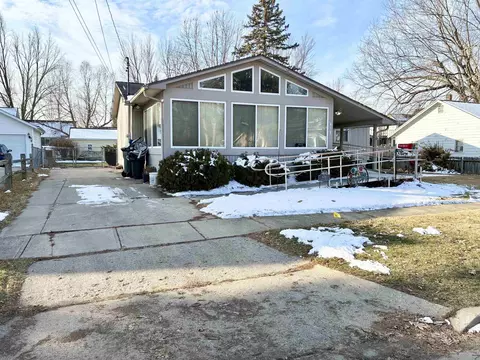 616 Queen, Owosso, MI 48867