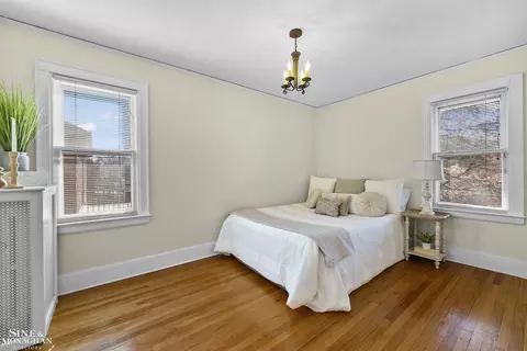 Bedroom - 1425 Bishop, Grosse Pointe Park, MI 48230 photo 6 of 9