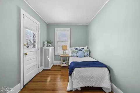 Bedroom - 1425 Bishop, Grosse Pointe Park, MI 48230 photo 4 of 9