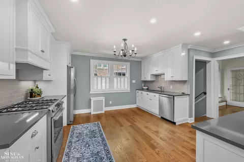Kitchen - 1425 Bishop, Grosse Pointe Park, MI 48230 photo 2 of 6