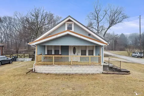 519 W Sterns, Temperance, MI 48182