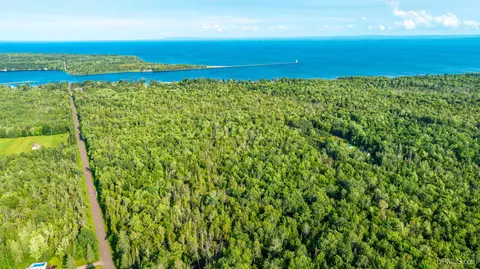 25649 Portage Entry, Chassell, MI 49916