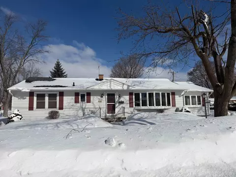 1514 S 10th, Escanaba, MI 49829