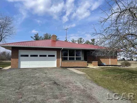 3120 N Posey Lk, Hudson, MI 49247