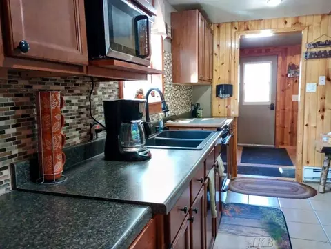 Kitchen - 5330 Ruth, Gladwin, MI 48624 photo 2 of 3