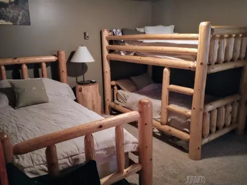 Bedroom - 5330 Ruth, Gladwin, MI 48624 photo 1 of 3