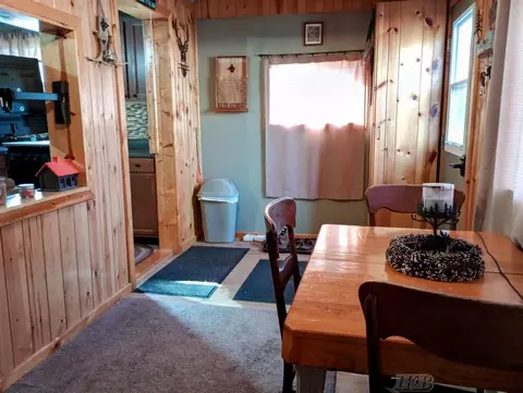 Dining - 5330 Ruth, Gladwin, MI 48624 photo 2 of 2