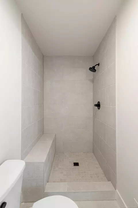 Bath - 17824 Biscayne, Macomb, MI 48042 photo 11 of 11
