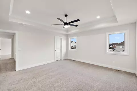 Bedroom - 17824 Biscayne, Macomb, MI 48042 photo 4 of 9