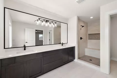 Bath - 17824 Biscayne, Macomb, MI 48042 photo 9 of 11