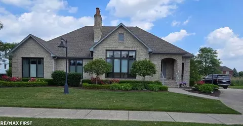 14007 Grouse Ln, Shelby Township, MI 48315