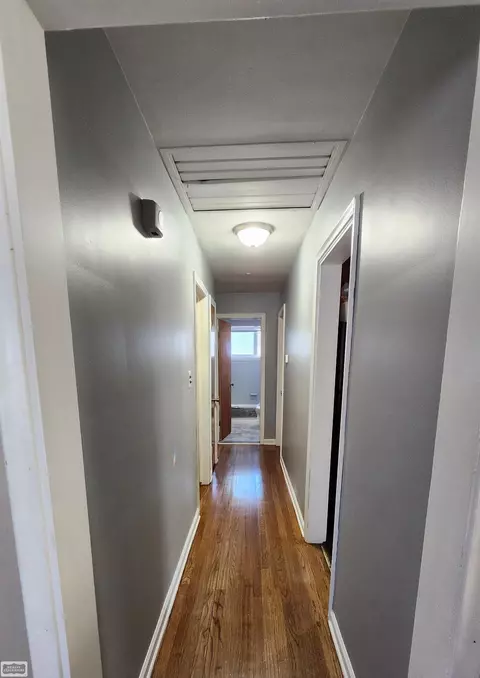 Entry Way - 23814 Cushing, Eastpointe, MI 48021 photo 1 of 1