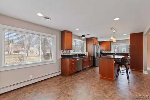 Kitchen - 117 Park, Tecumseh, MI 49286 photo 1 of 8