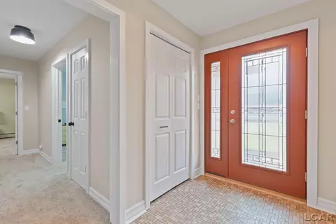 Entry Way - 117 Park, Tecumseh, MI 49286 photo 1 of 2