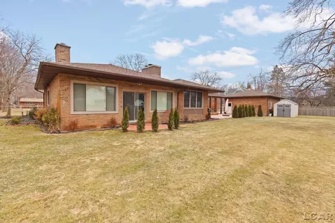 Exterior - 117 Park, Tecumseh, MI 49286 photo 6 of 7
