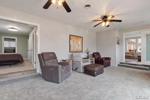 Living - 117 Park, Tecumseh, MI 49286 photo 3 of 4