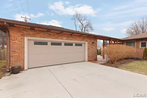 Exterior - 117 Park, Tecumseh, MI 49286 photo 3 of 7