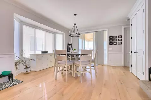 Dining - 54624 Ann, Macomb, MI 48042 photo 1 of 1