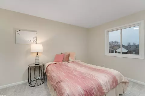 Bedroom - 47983 Sage, Macomb, MI 48044 photo 6 of 9