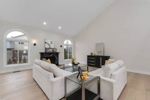 Living - 47983 Sage, Macomb, MI 48044 photo 2 of 2