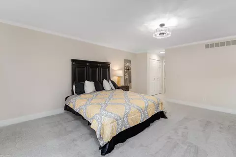 Bedroom - 47983 Sage, Macomb, MI 48044 photo 2 of 9