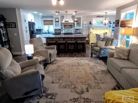 5125 Winsor, Gladwin, MI 48624 photo 9