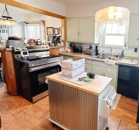 Kitchen - 408 Empire, Ishpeming, MI 49849 photo 2 of 2
