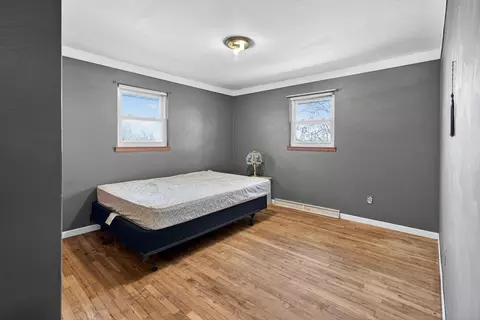 Bedroom - 1943 S Huron, Kawkawlin, MI 48631 photo 2 of 4
