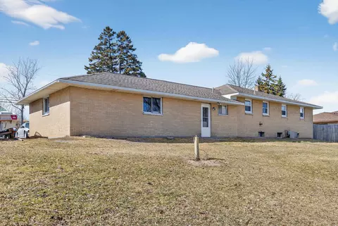 Exterior - 1943 S Huron, Kawkawlin, MI 48631 photo 3 of 4