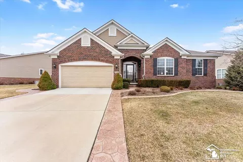 23854 Houghton, Flat Rock, MI 48134