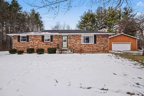 2302 Mertz, Caro, MI 48723