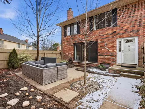 42639 Jeanette, Clinton Township, MI 48038