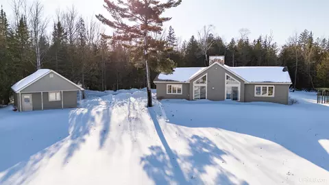 414 S Stoney Pt, Manistique, MI 49854