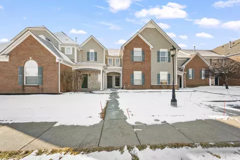 2108 Monarch, Utica, MI 48316