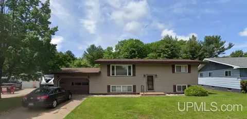108 Woodland, Negaunee, MI 49866