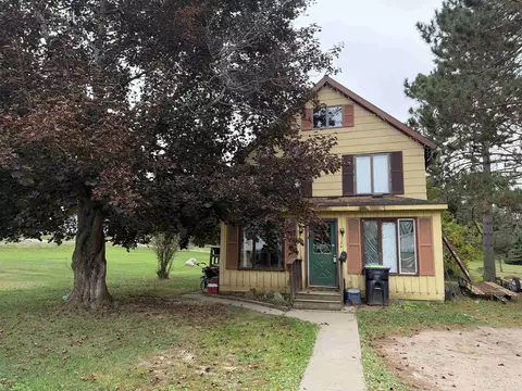 424 Diamond, Iron River, MI 49935