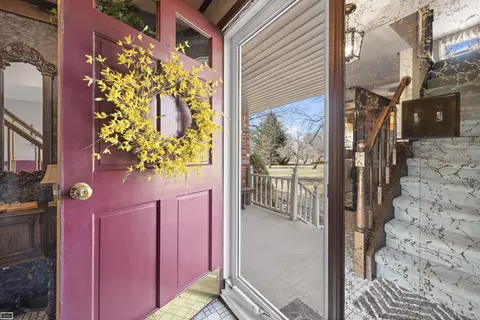 Entry Way - 14385 Sullivan, Capac, MI 48014 photo 1 of 2
