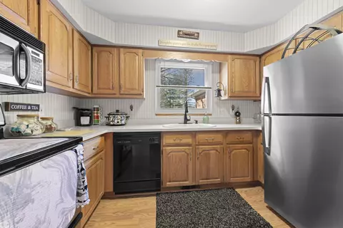 Kitchen - 14385 Sullivan, Capac, MI 48014 photo 2 of 3