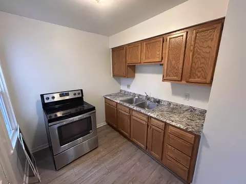 Kitchen - 414 S Jackson, Bay City, MI 48708 photo 1 of 1
