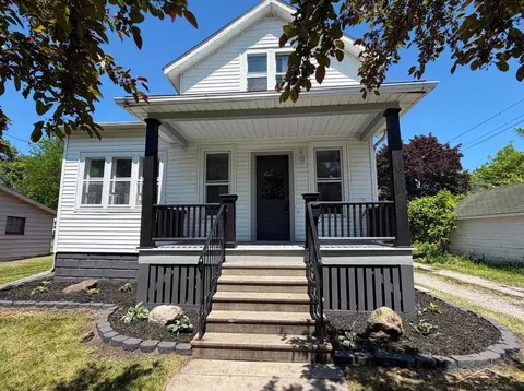 814 Mackinaw, Saginaw, MI 48602