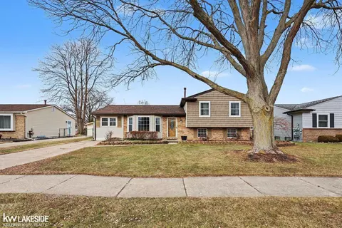 50161 Waterloo, Chesterfield, MI 48047