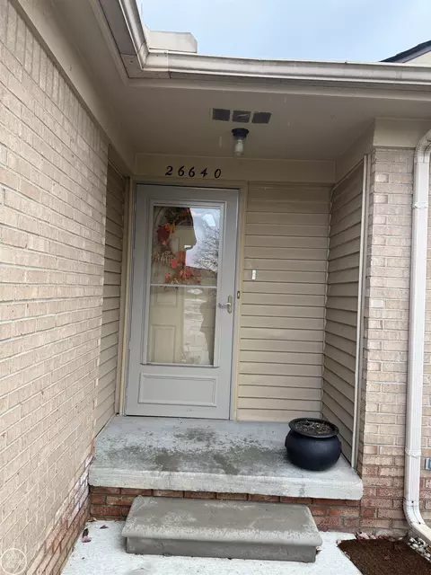 Exterior - 26640 Daniela, Warren, MI 48091 photo 2 of 4