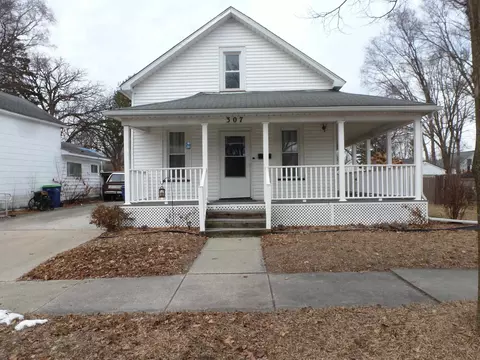 307 King, Bay City, MI 48706