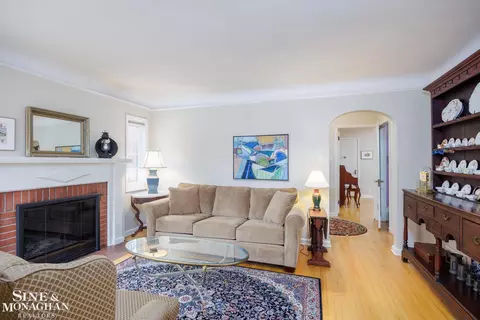 Living - 410 Calvin, Grosse Pointe, MI 48236 photo 1 of 1