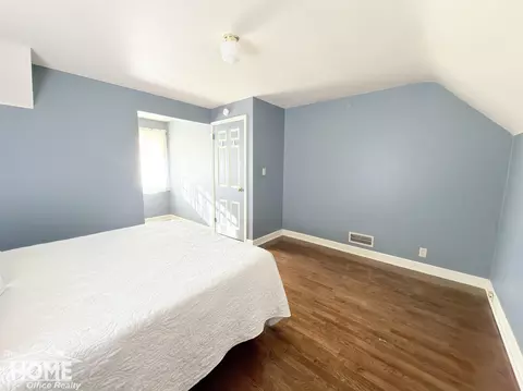 Bedroom - 2115 Radcliffe, Flint, MI 48503 photo 2 of 6
