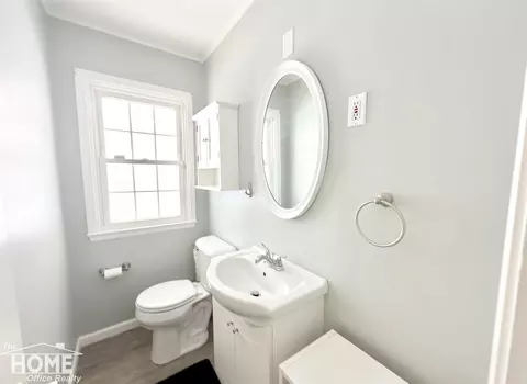 Bath - 2115 Radcliffe, Flint, MI 48503 photo 1 of 4