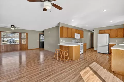 Living - 424 Fairview, Owosso, MI 48867 photo 1 of 5